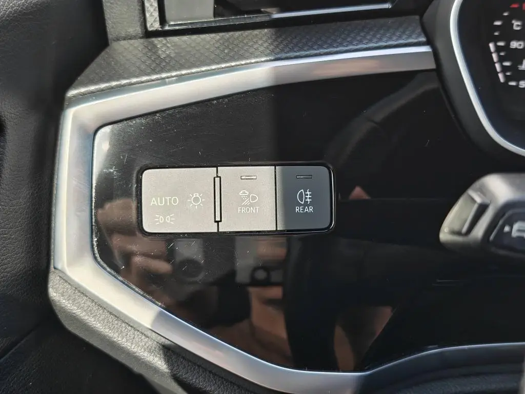 Audi Q3 Sportback 35 S line STT 1,5TFSI CoD / 110kW