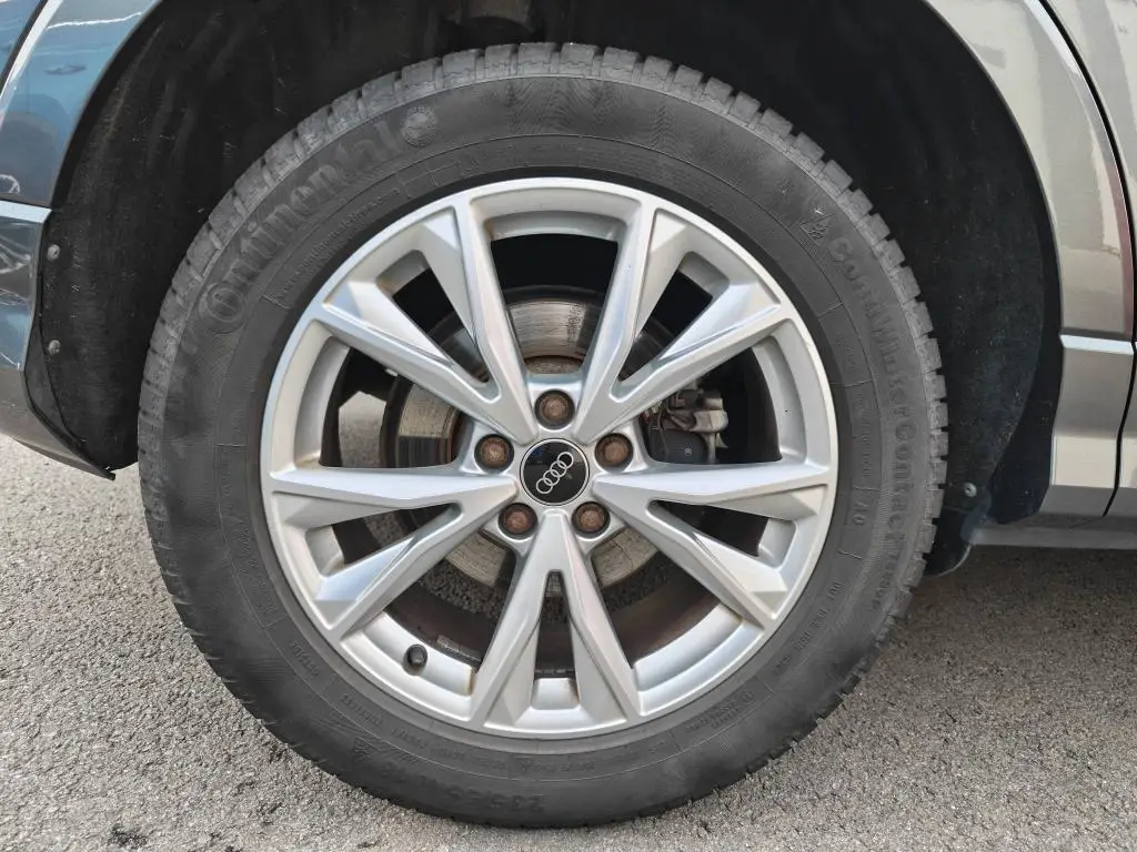 Audi Q3 Sportback 35 S line STT 1,5TFSI CoD / 110kW