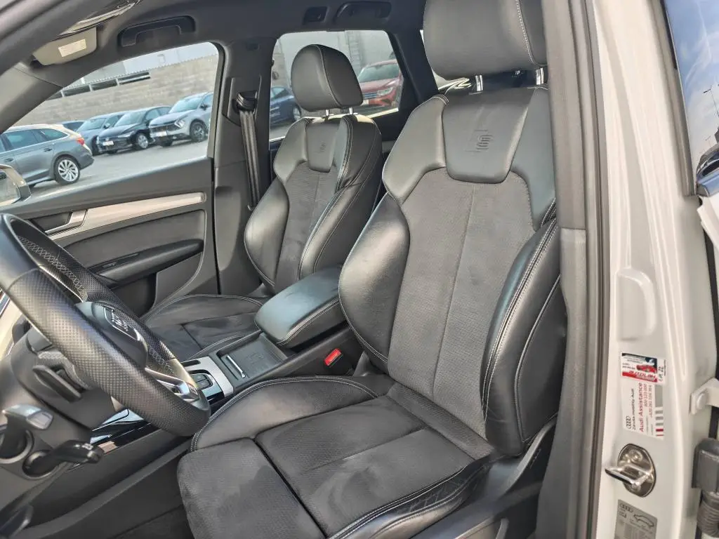 Audi Q5 40 S line Quattro ST7 2,0TDI / 150kW
