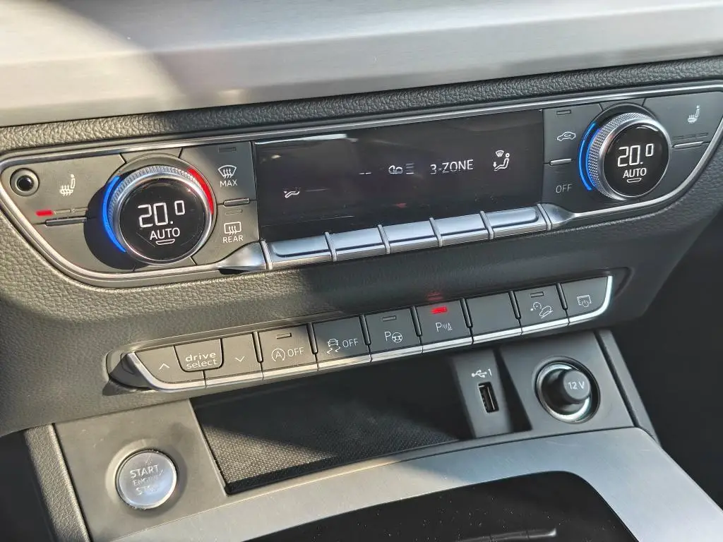 Audi Q5 40 S line Quattro ST7 2,0TDI / 150kW