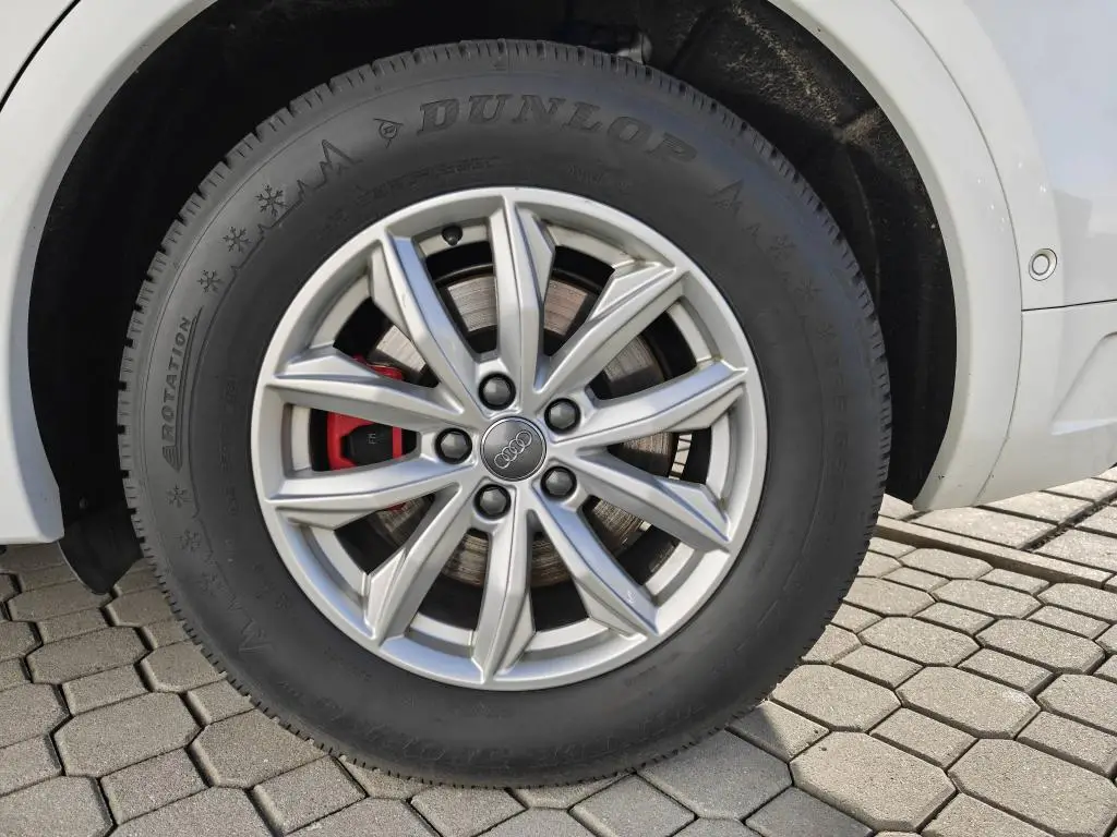 Audi Q5 40 S line Quattro ST7 2,0TDI / 150kW