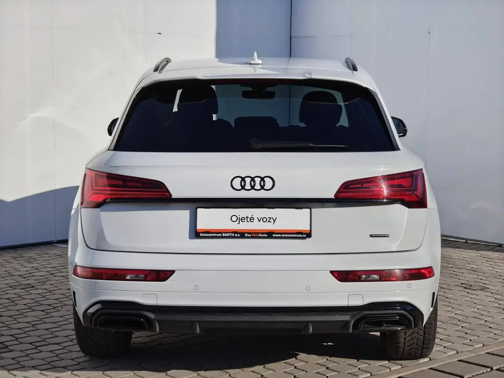 Audi Q5 40 S line Quattro ST7 2,0TDI / 150kW