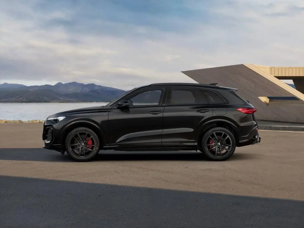 Audi Q5 e-hybrid quattro ST7 2,0TFSI / 220kW