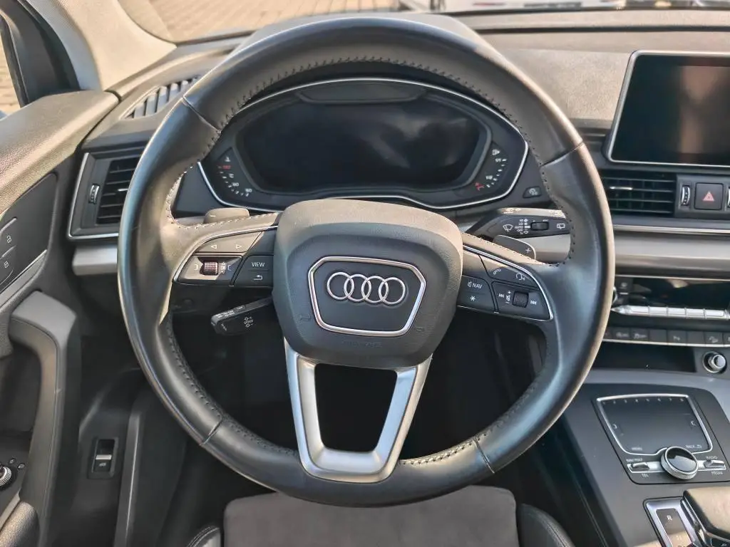 Audi Q5 Quattro S-Tronic  2,0TDI / 140kW