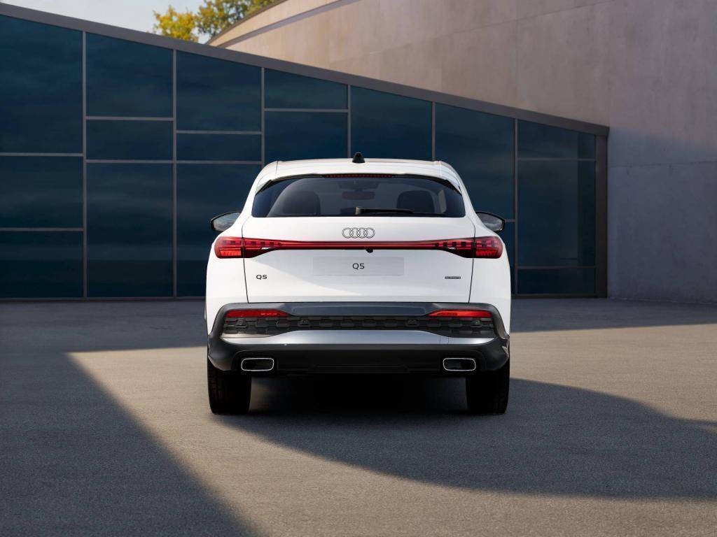 Audi Q5 SB e-hybrid quattro 220 kW