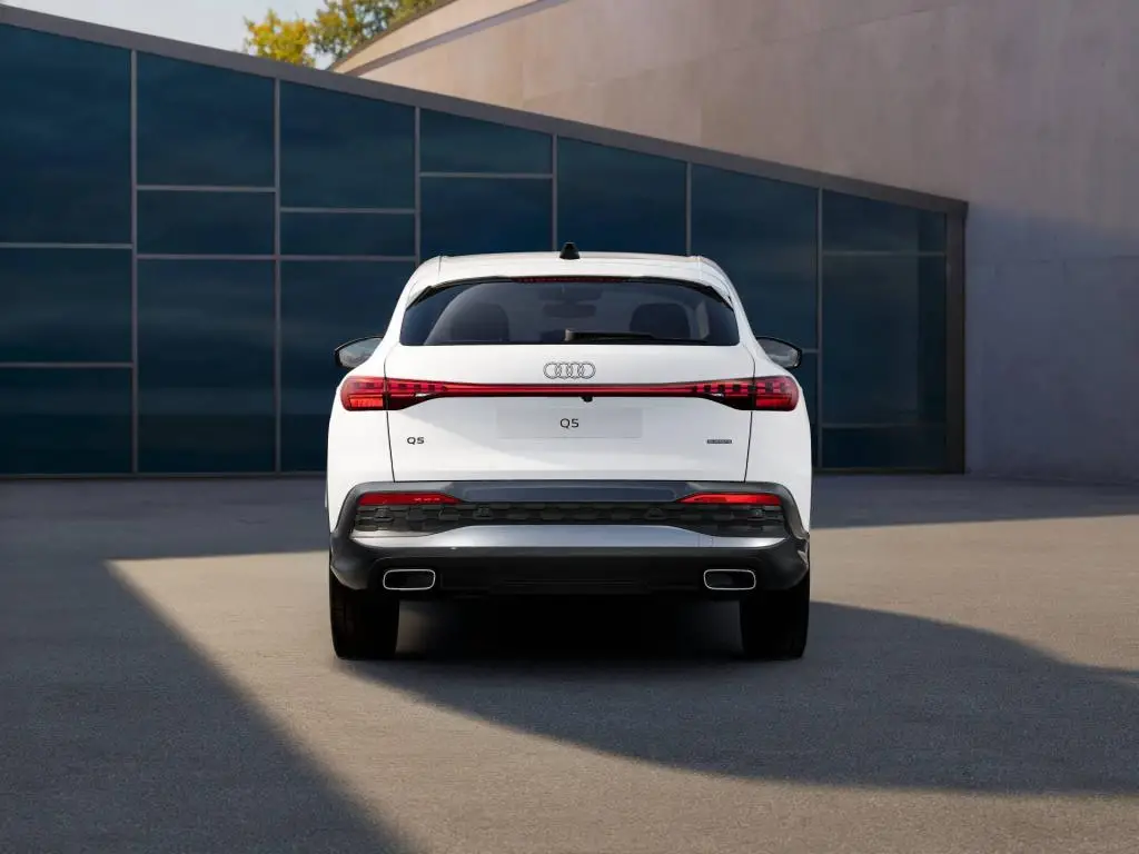 Audi Q5 SB e-hybrid quattro 220 kW