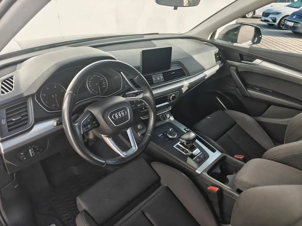 Audi Q5 Sport Quattro S tronic 2,0TDI / 140kW