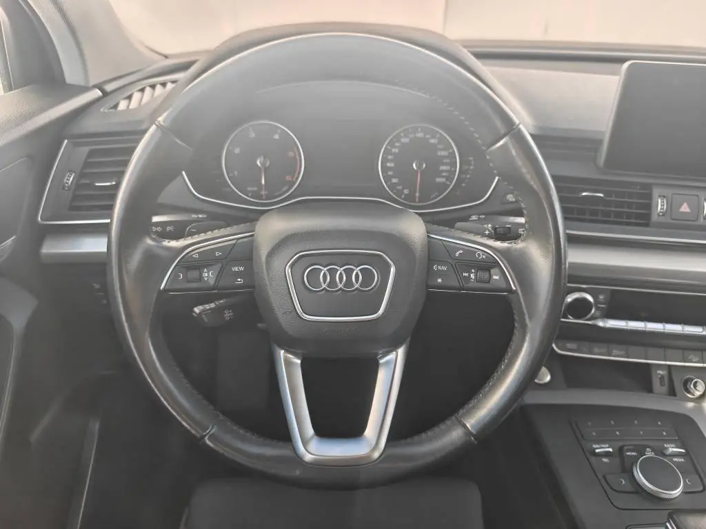 Audi Q5 Sport Quattro S tronic 2,0TDI / 140kW