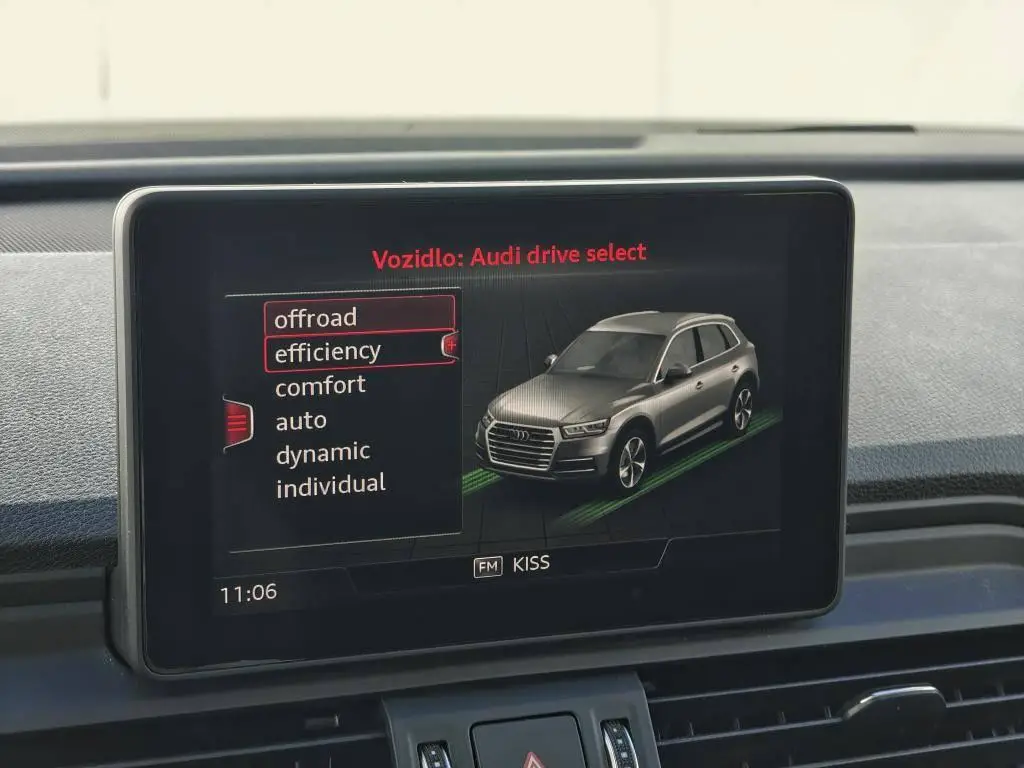 Audi Q5 Sport Quattro S tronic 2,0TDI / 140kW