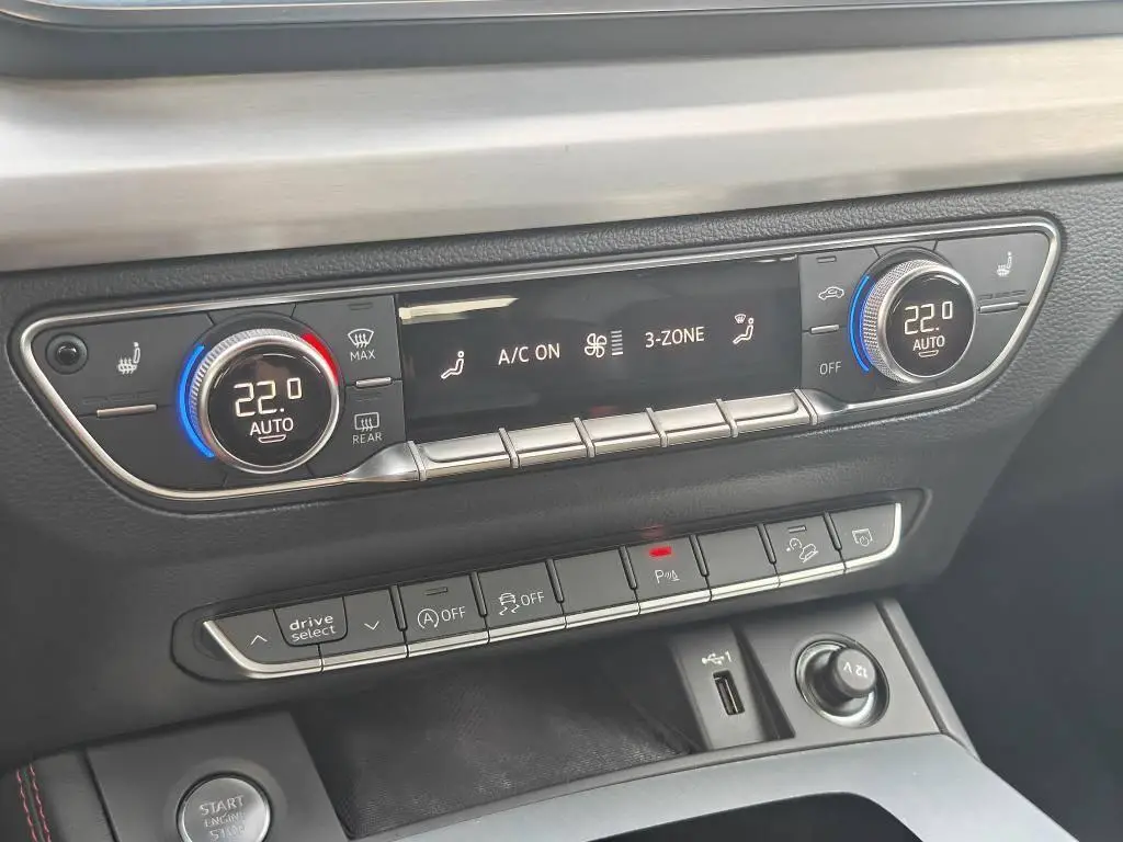 Audi Q5 Sportback 40 S line Quattro ST7 2,0TDI / 150kW