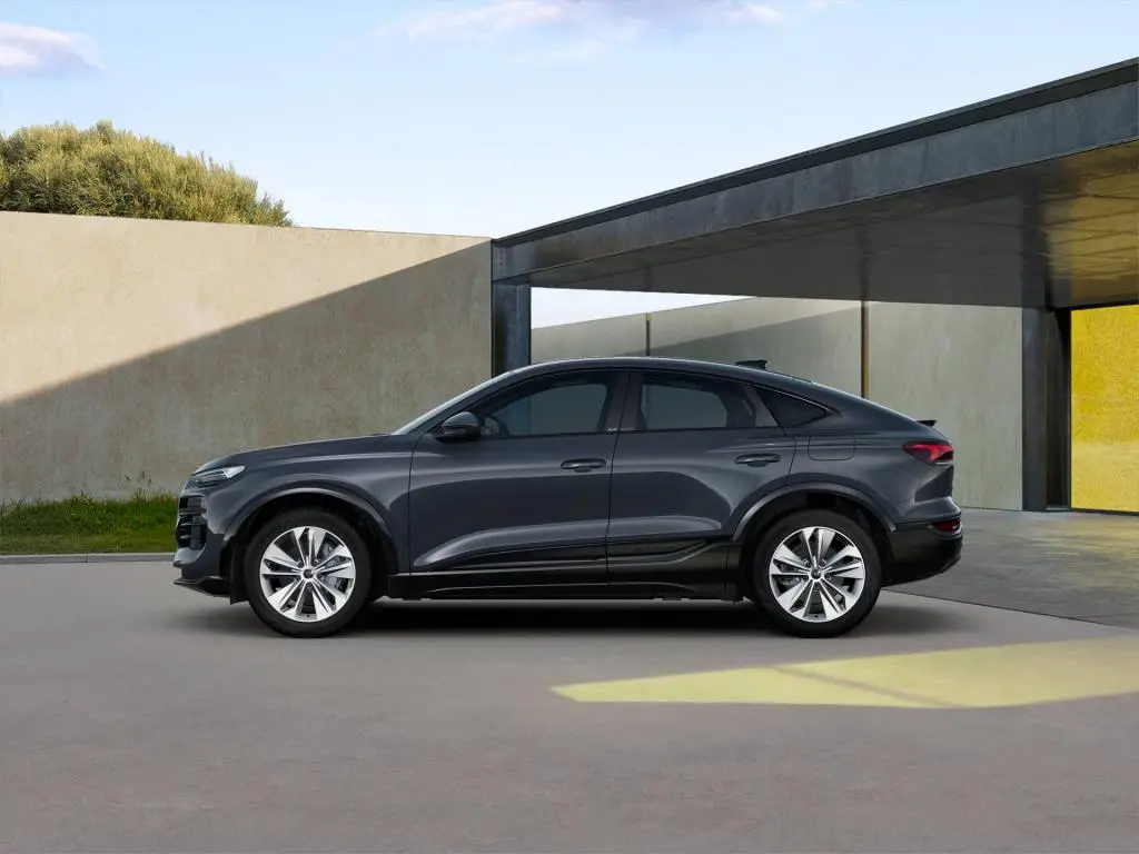 Audi Q6 SB e-tron quattro