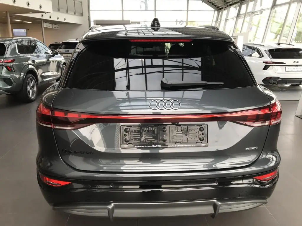 Audi Q6 SUV e-tron quattro 100kWh  / 315kW