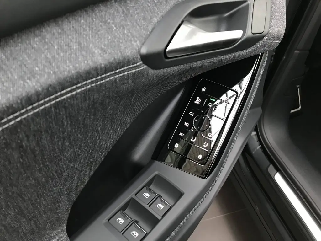 Audi Q6 SUV e-tron quattro 100kWh  / 315kW