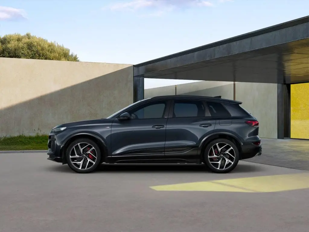 Audi Q6 SUV e-tron quattro 100kWh  / 315kW