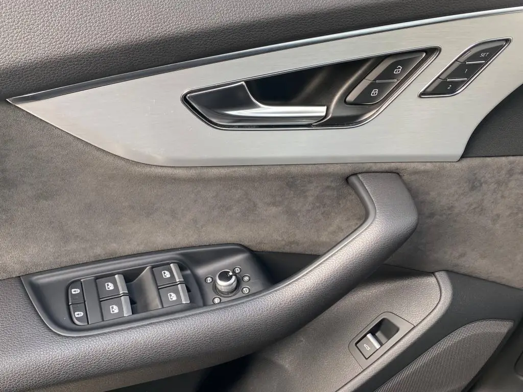 Audi Q7 50 S line Quattro 8TT 3,0TDI / 210kW