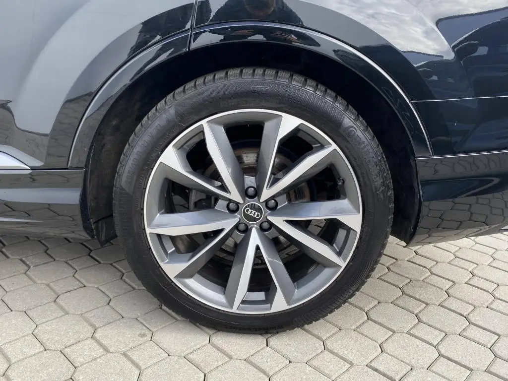 Audi Q7 50 S line Quattro 8TT 3,0TDI / 210kW