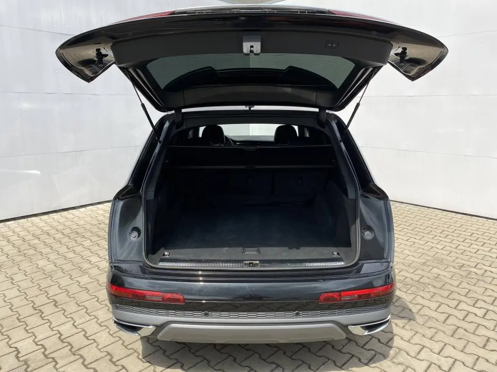 Audi Q7 50 S line Quattro 8TT 3,0TDI / 210kW