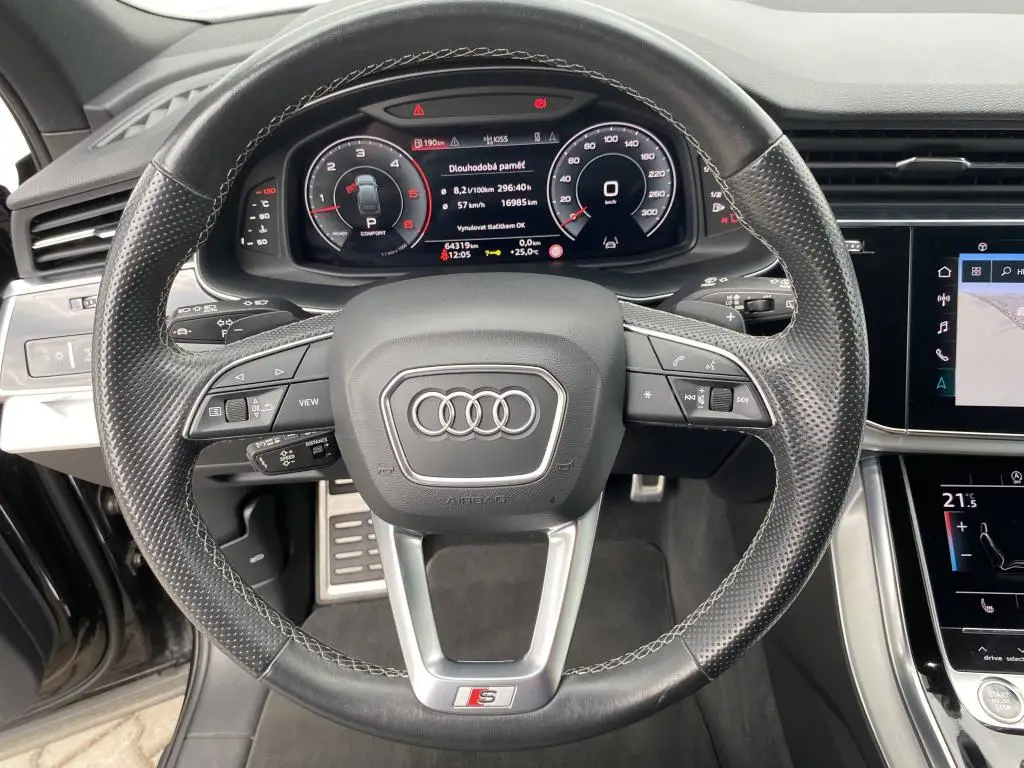 Audi Q7 50 S line Quattro 8TT 3,0TDI / 210kW
