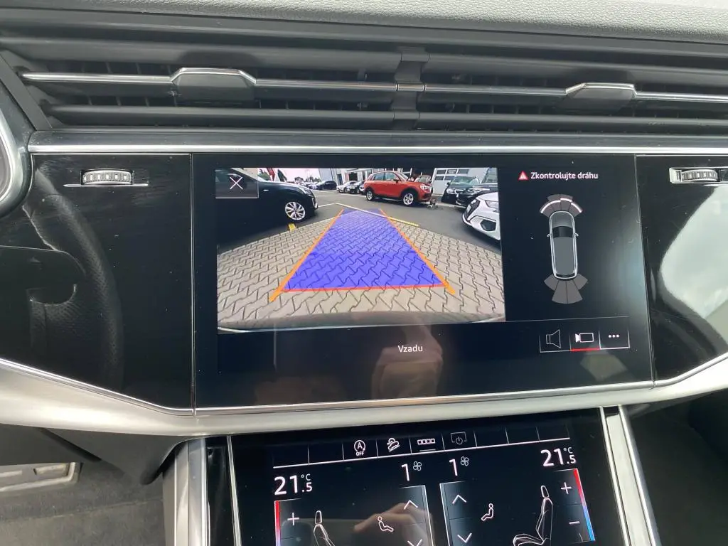 Audi Q7 50 S line Quattro 8TT 3,0TDI / 210kW