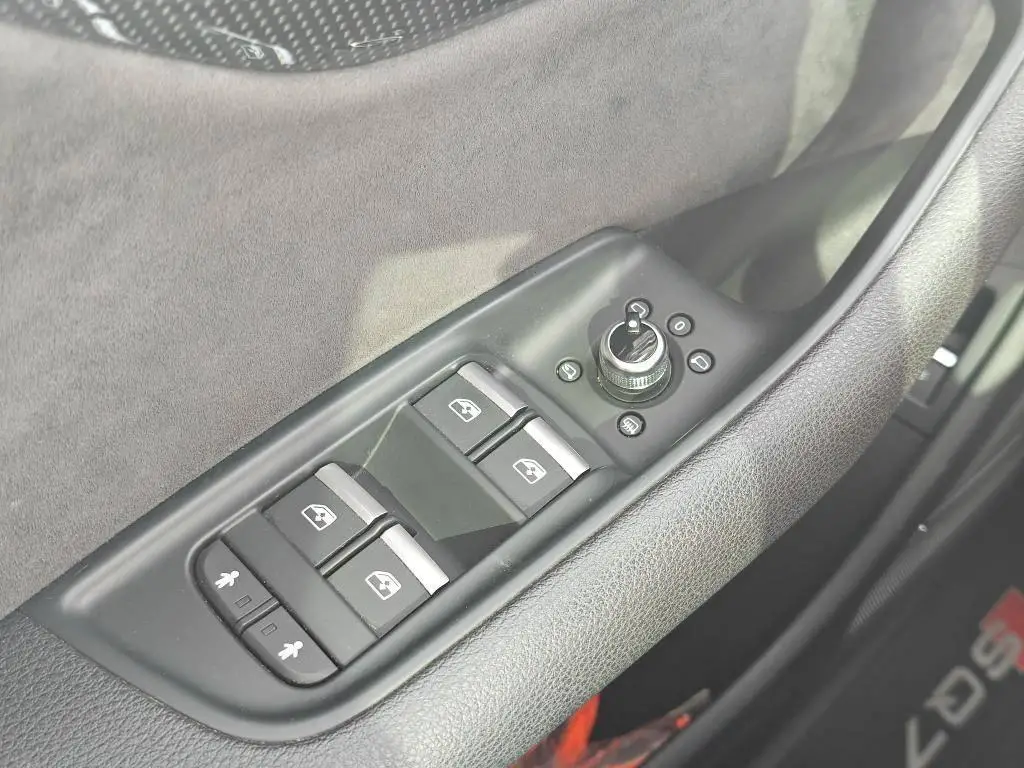 Audi Q7 - SQ7 Quattro 8TT  4,0TDI / 320kW