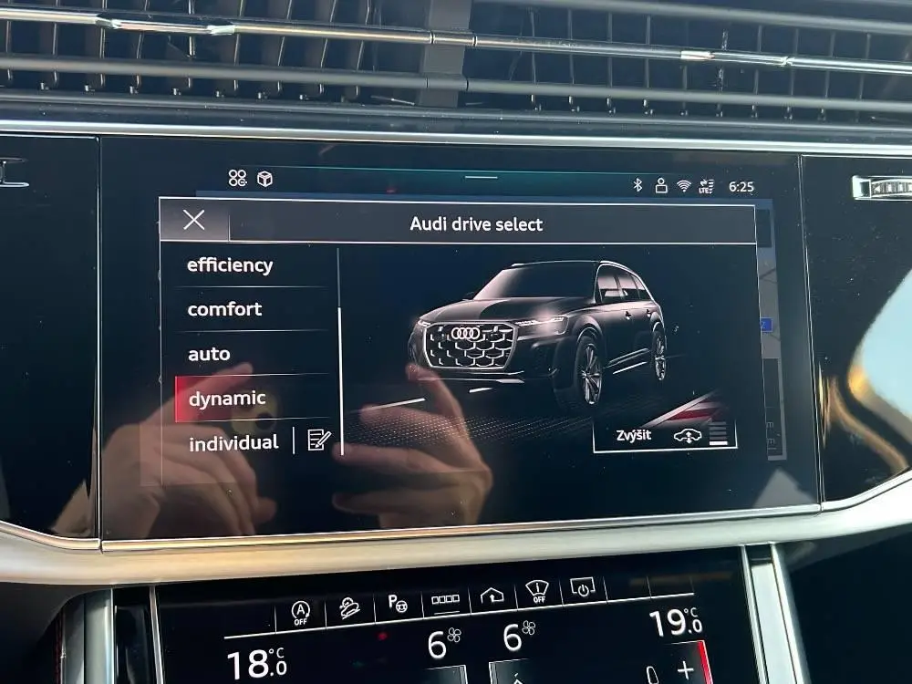 Audi Q7 SUV 50 Sline Quattro 8TT 3,0TDI / 210kW