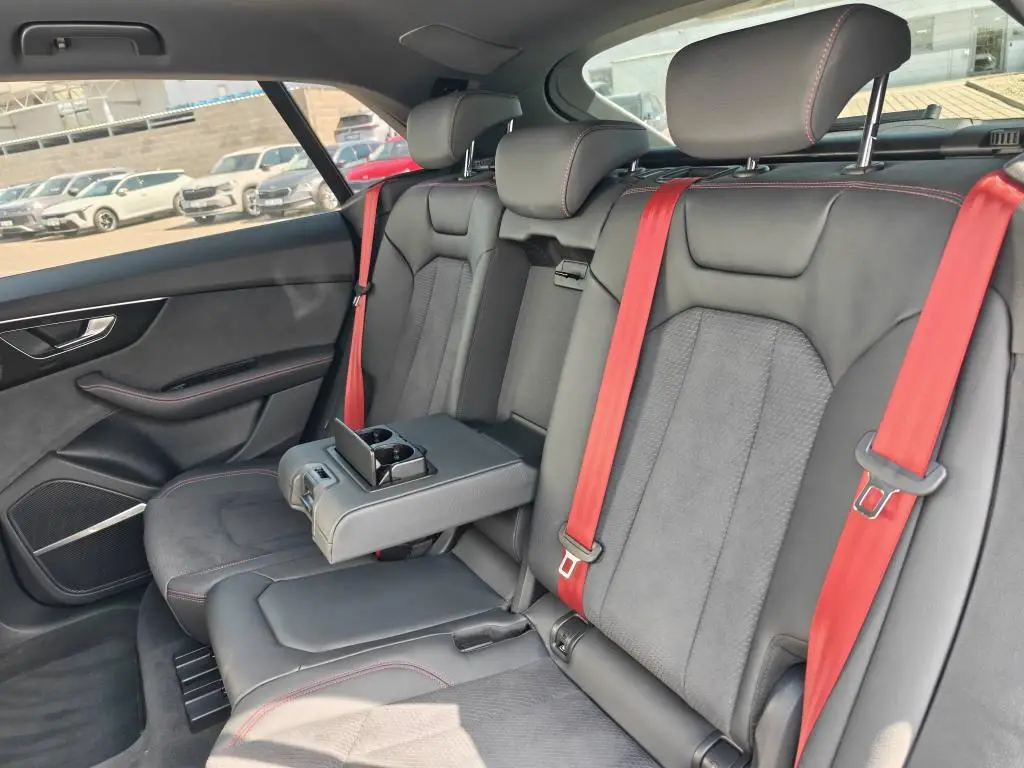 Audi Q8 SUV 50 Quattro 8TT 3,0TDI / 210kW