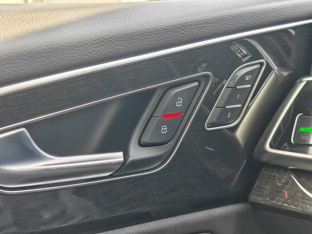 Audi Q8 SUV 50 Quattro 8TT 3,0TDI / 210kW