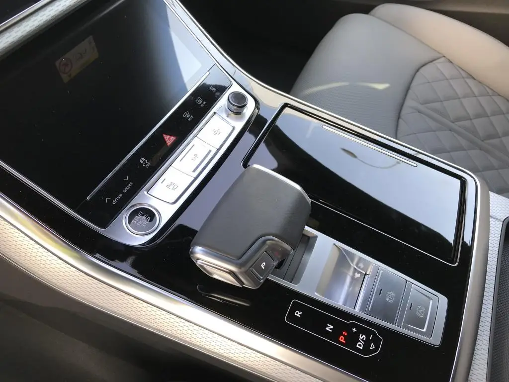 Audi Q8 SUV 50 Quattro 8TT 3,0TDI / 210kW