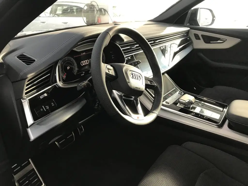 Audi Q8 SUV 50 Quattro 8TT 3,0TDI / 210kW