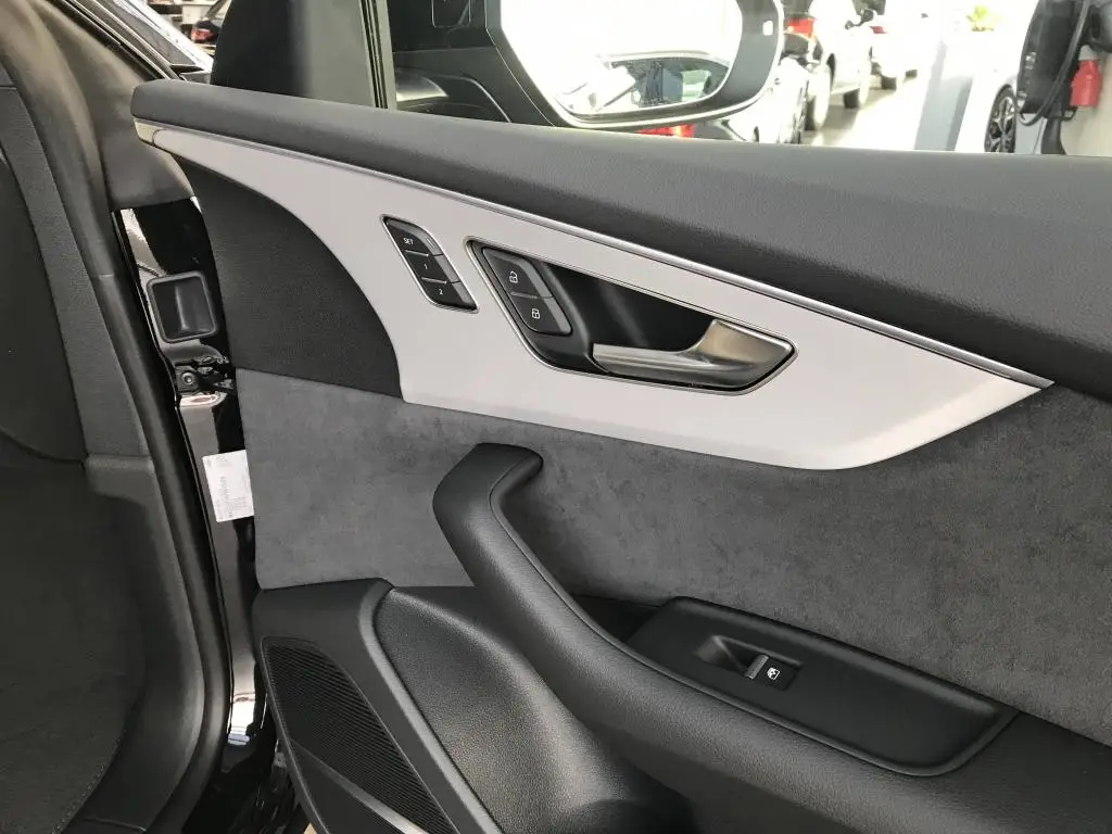 Audi Q8 SUV 50 Quattro 8TT 3,0TDI / 210kW