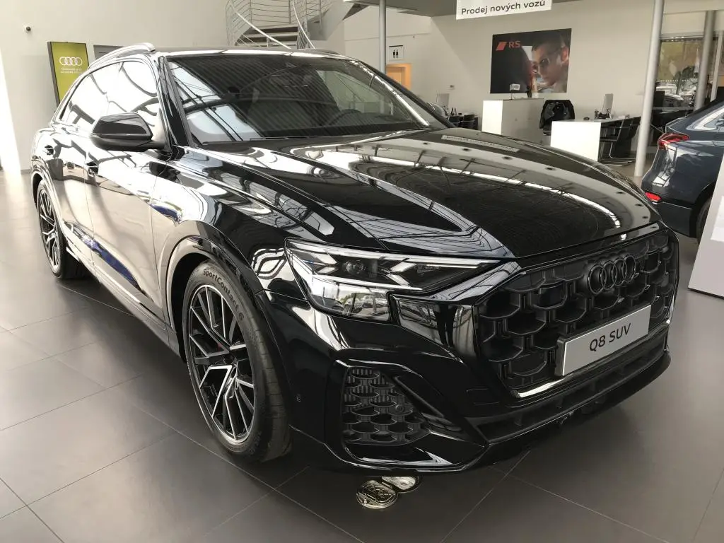 Audi Q8 SUV 60 Quattro 8TT 3,0TFSIe / 250kW