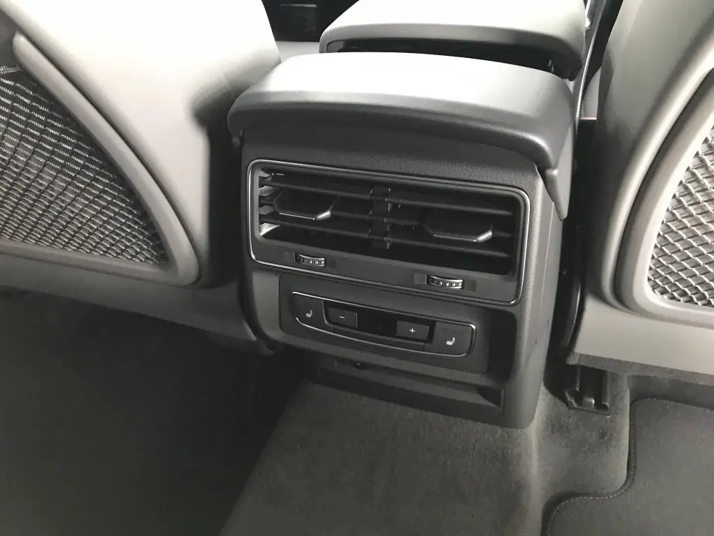 Audi Q8 SUV 60 Quattro 8TT 3,0TFSIe / 250kW