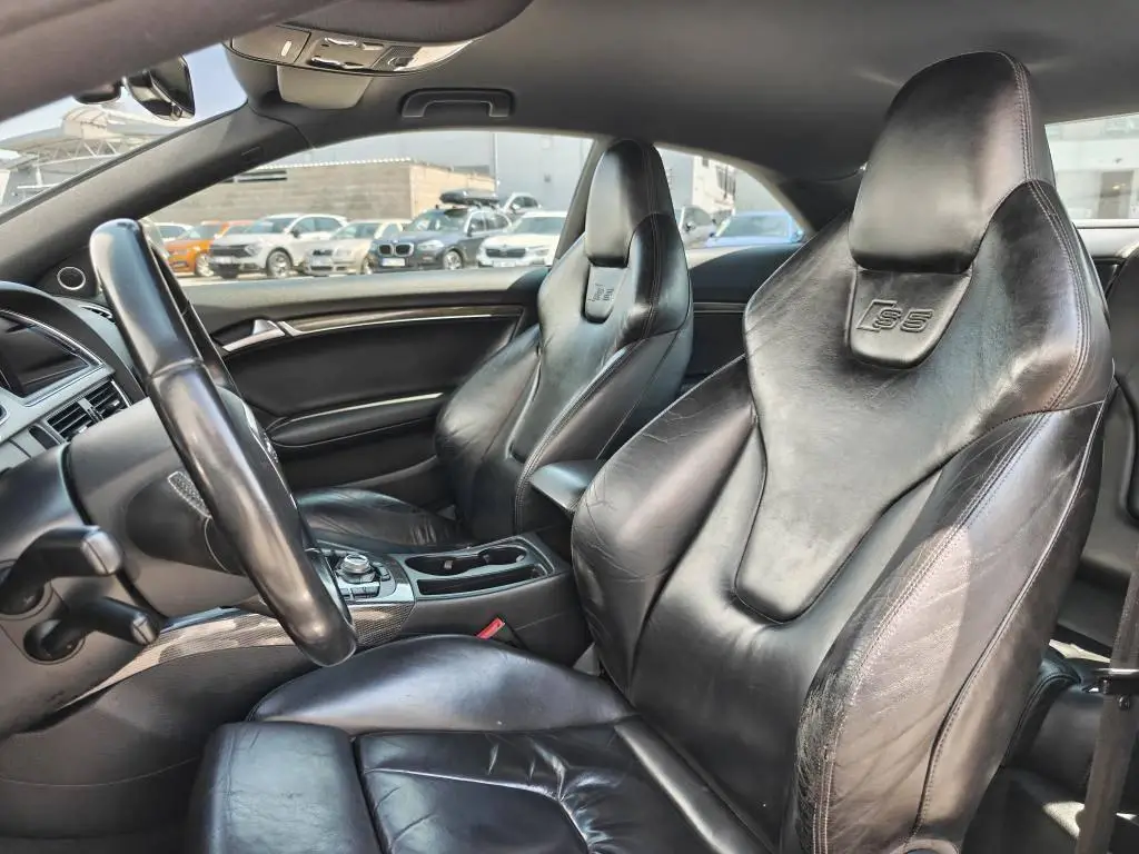 Audi S5  4,2FSI / 260kW