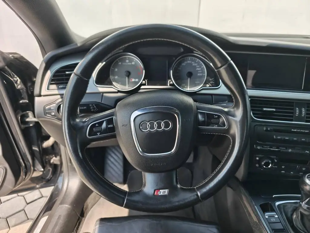 Audi S5  4,2FSI / 260kW