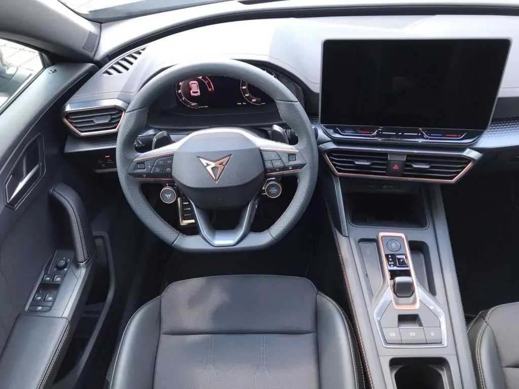 CUPRA Formentor DSG 1.5 eTSI / 110kW