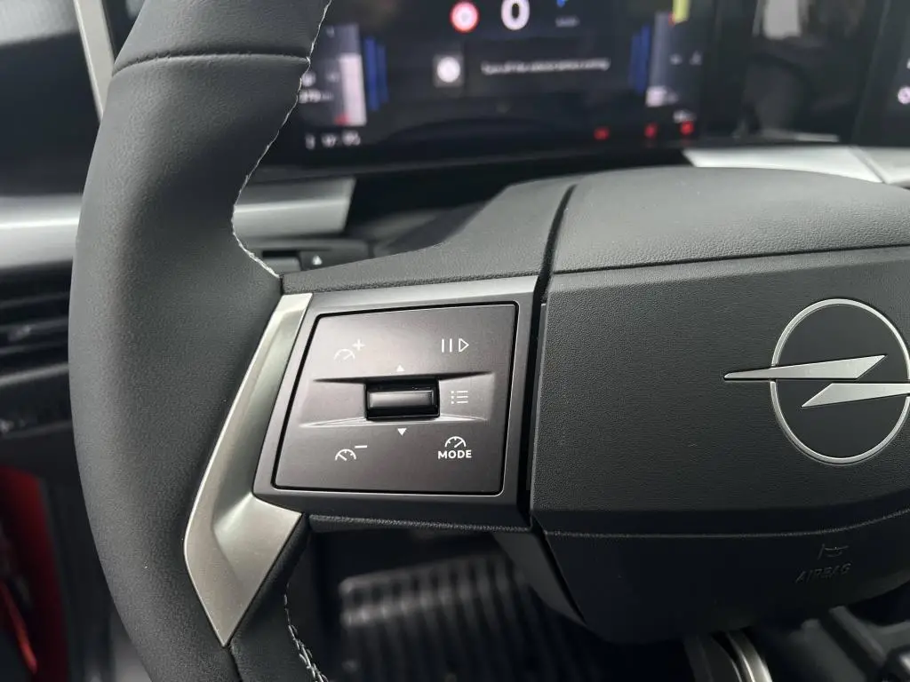 Opel Frontera GS Hybrid 1,2 TURBO / 107kW