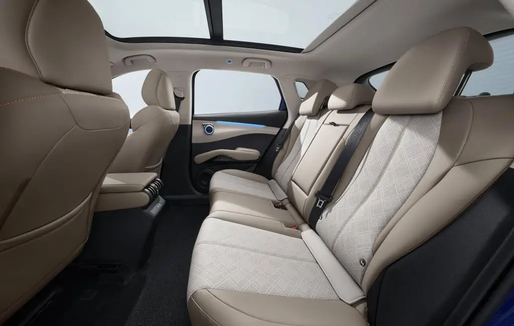 BYD ATTO 3 EVO Design / 230 kW