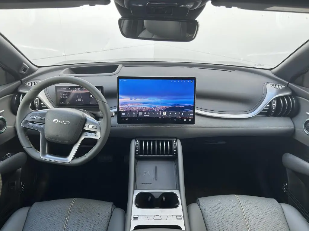 BYD ATTO 3 EVO Excellence AWD 75 kWh  / 330kW