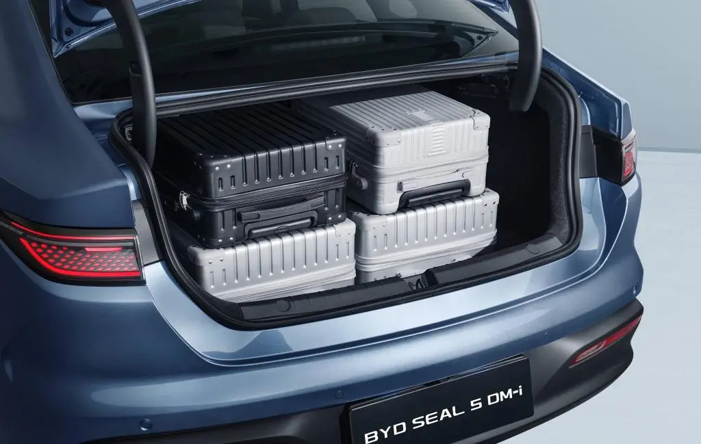 BYD SEAL 5 DM-i Comfort 1,5  / 156kW