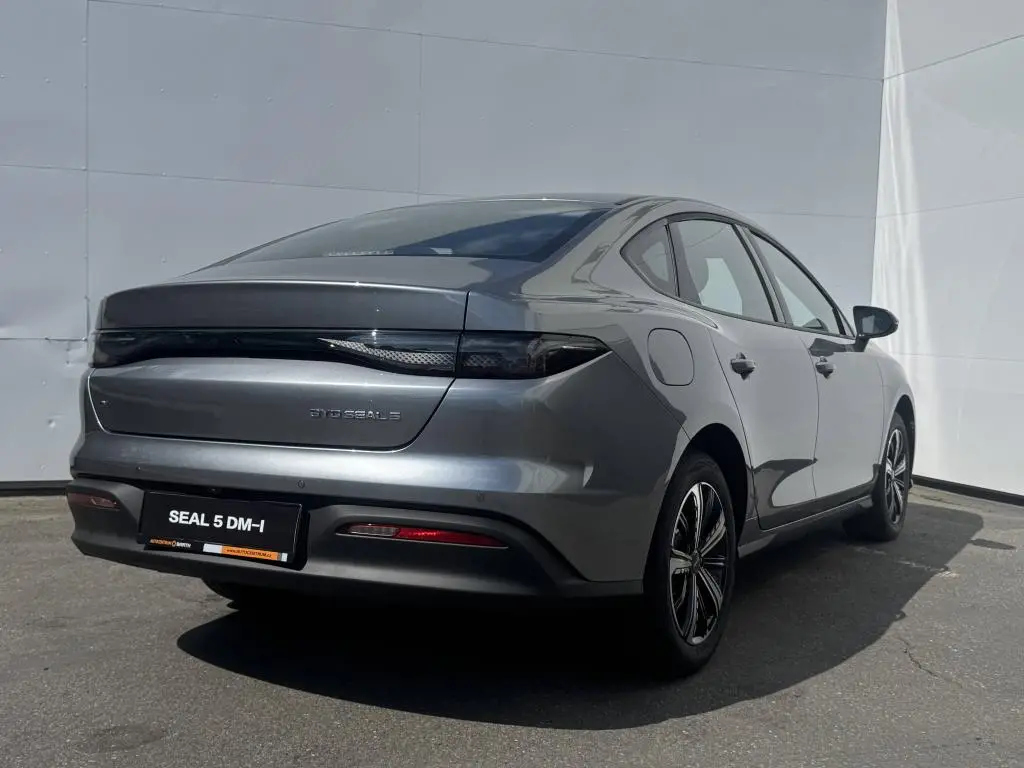 BYD SEAL 5 DM-i Comfort 1,5  / 156kW