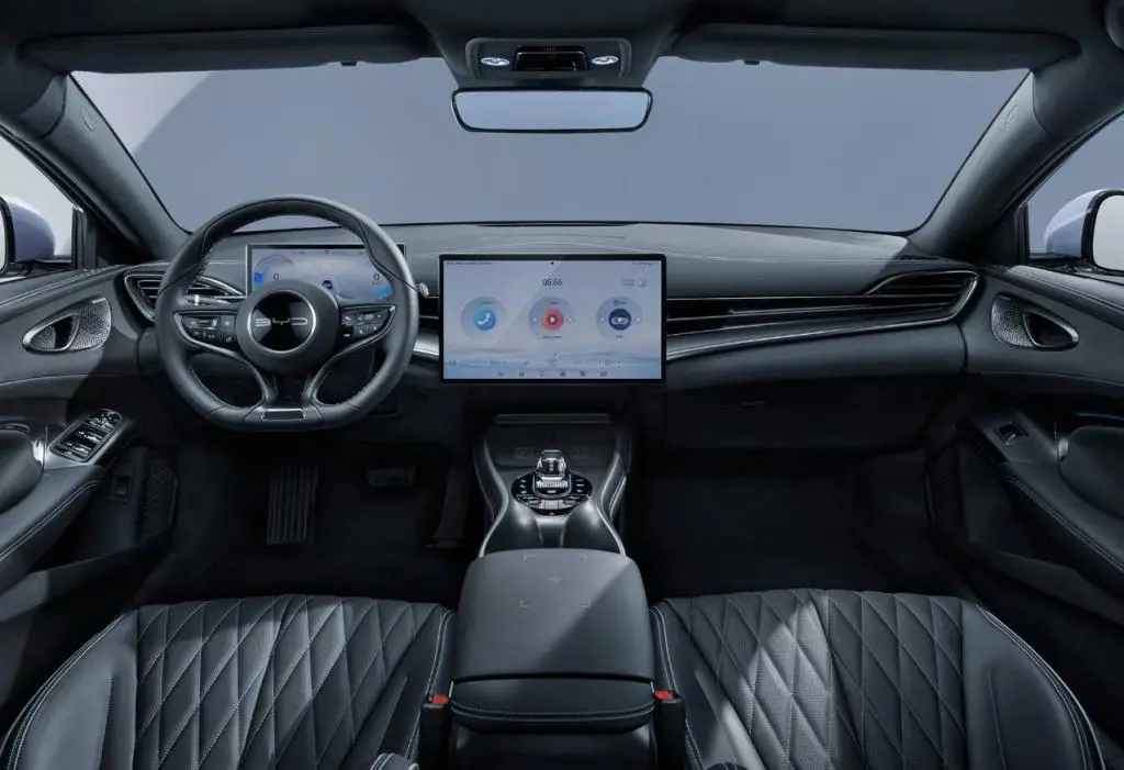 BYD SEAL Excellence AWD 82 kWh  / 390kW