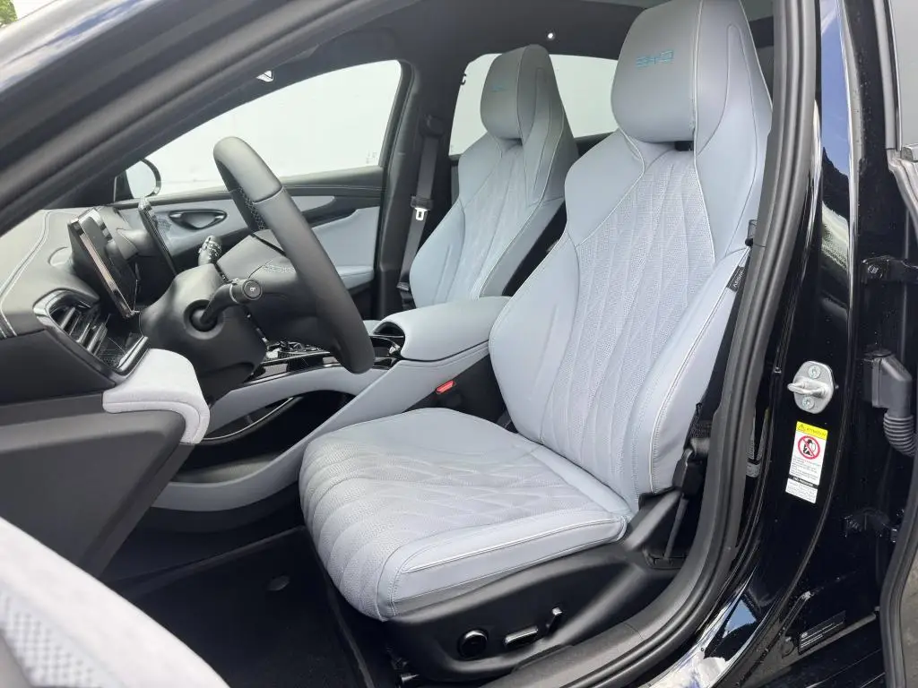 BYD SEAL Excellence AWD 82 kWh  / 390kW