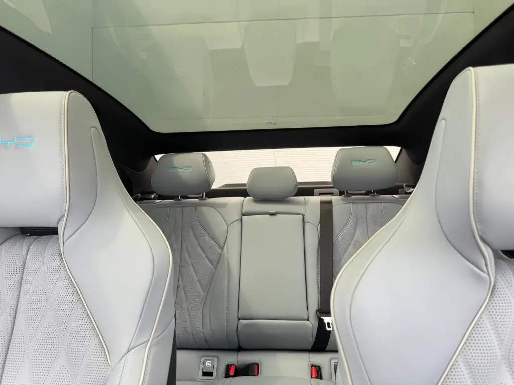 BYD SEAL Excellence AWD 82 kWh  / 390kW