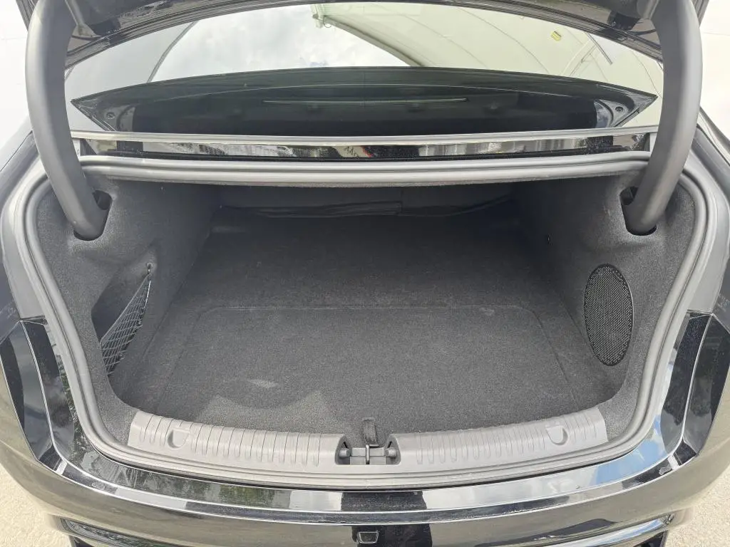 BYD SEAL Excellence AWD 82 kWh  / 390kW