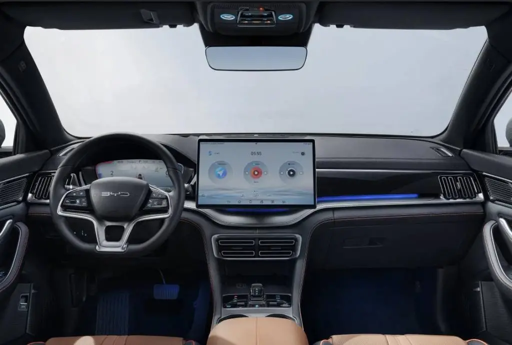 BYD SEAL U DM-i Design AWD 1,5 / 238kW