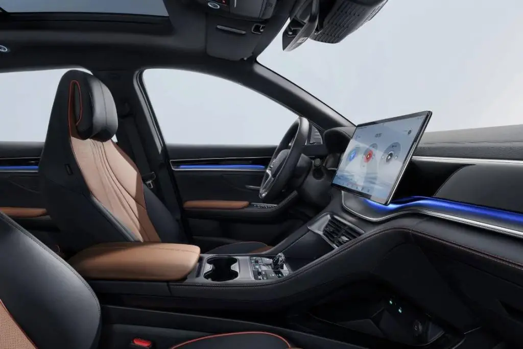 BYD SEAL U DM-i Design AWD 1,5 / 238kW