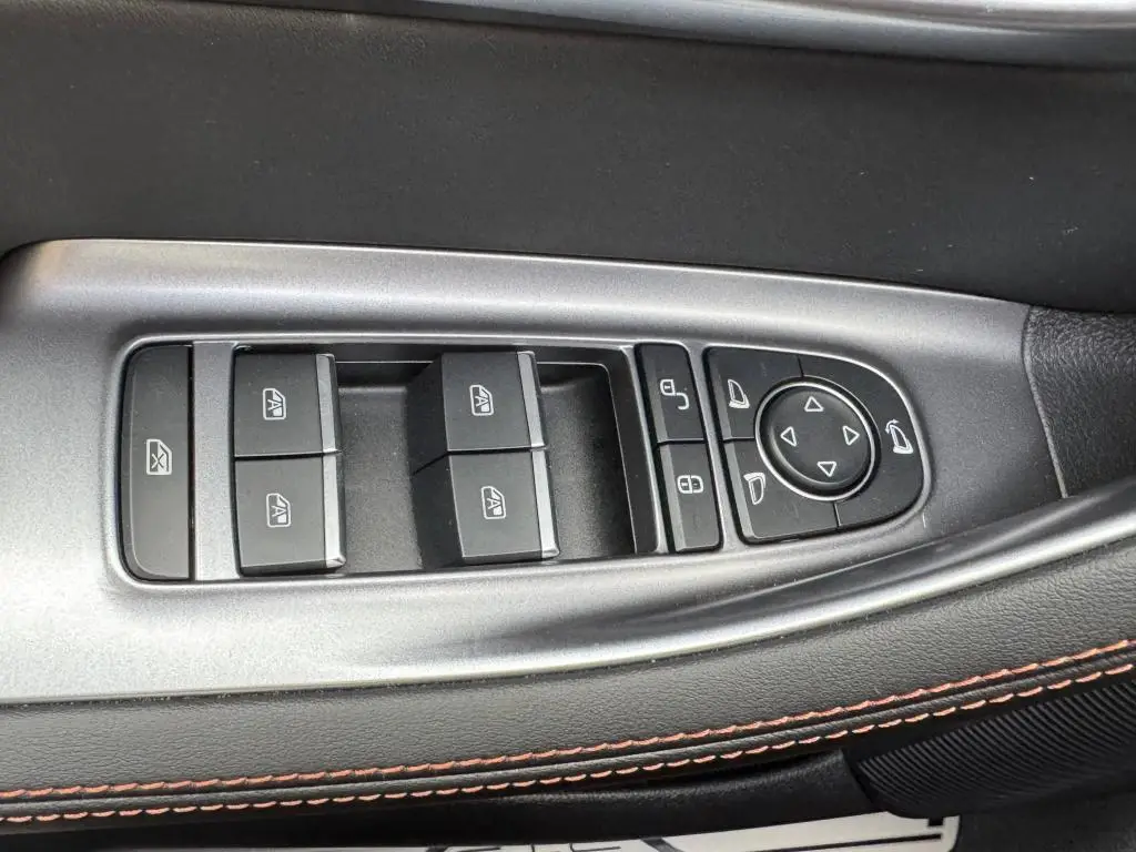 BYD SEAL U DM-i Design AWD 1,5 / 238kW