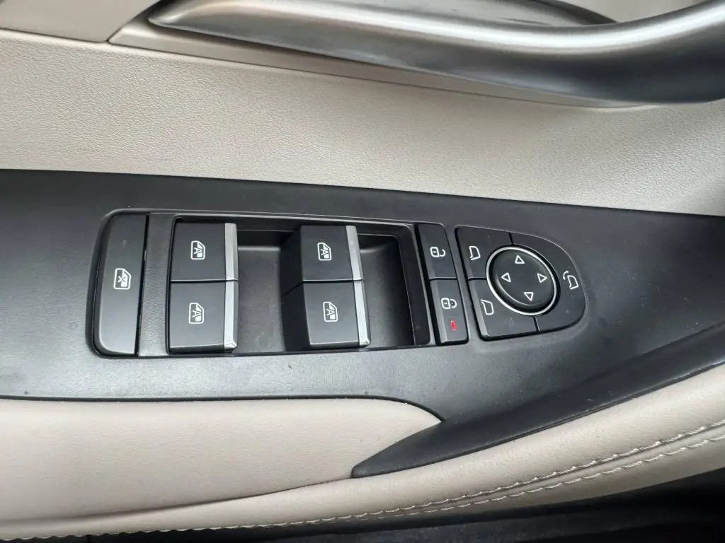BYD SEALION 5 DM-i Design  / 156kW