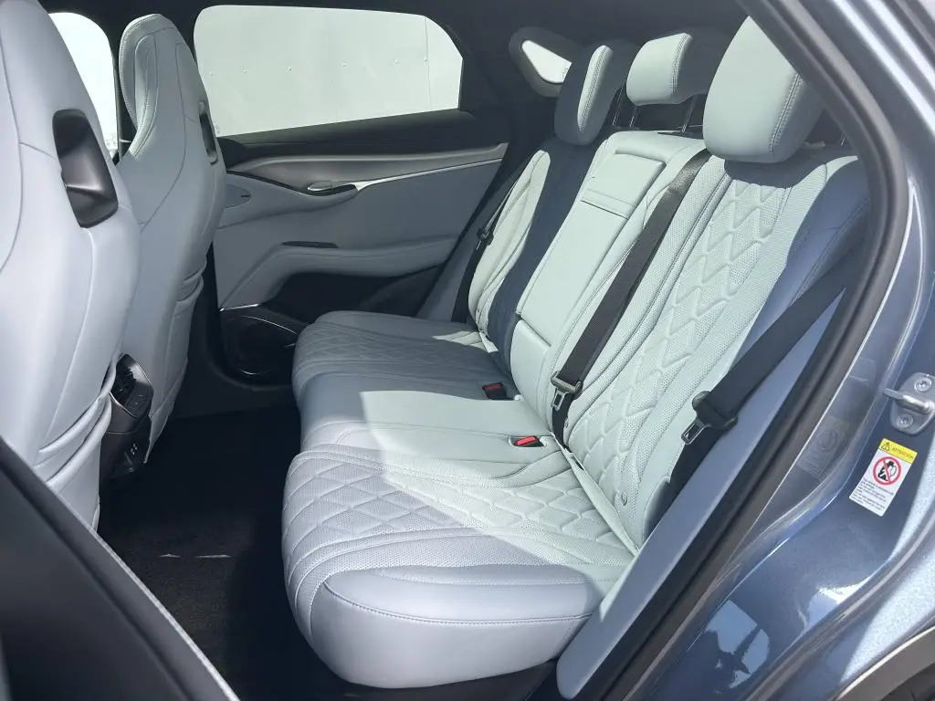 BYD SEALION 7 Comfort 82 kWh  / 230kW