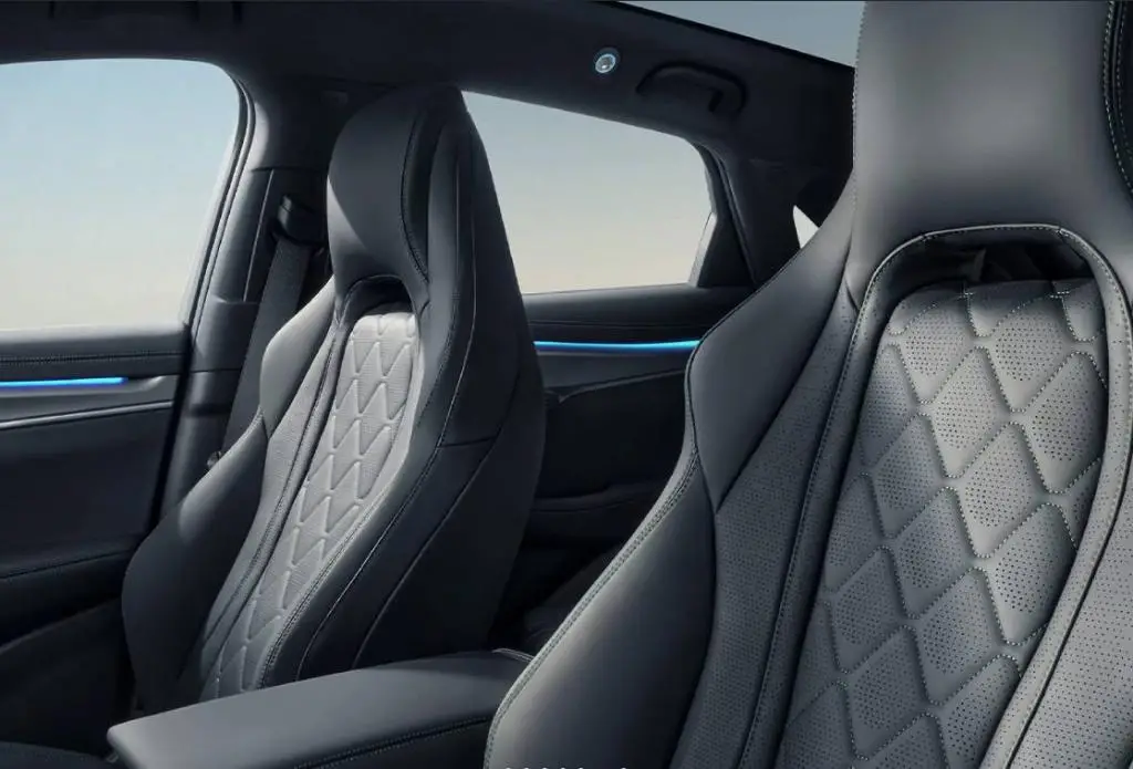 BYD SEALION 7 Design AWD 82 kWh  / 390kW